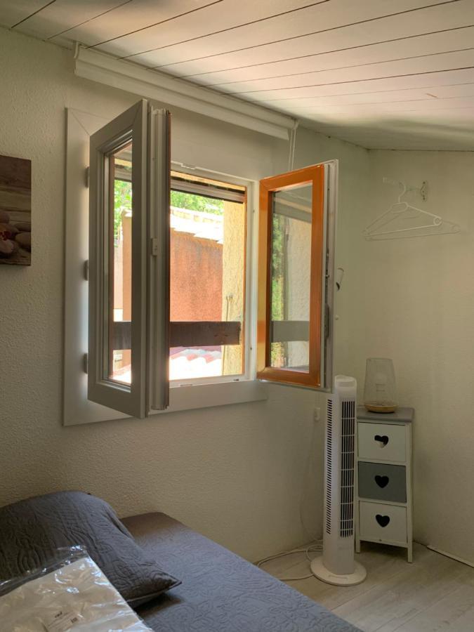 Mazet De L Espai Holiday home Saint-Martin-de-Bromes